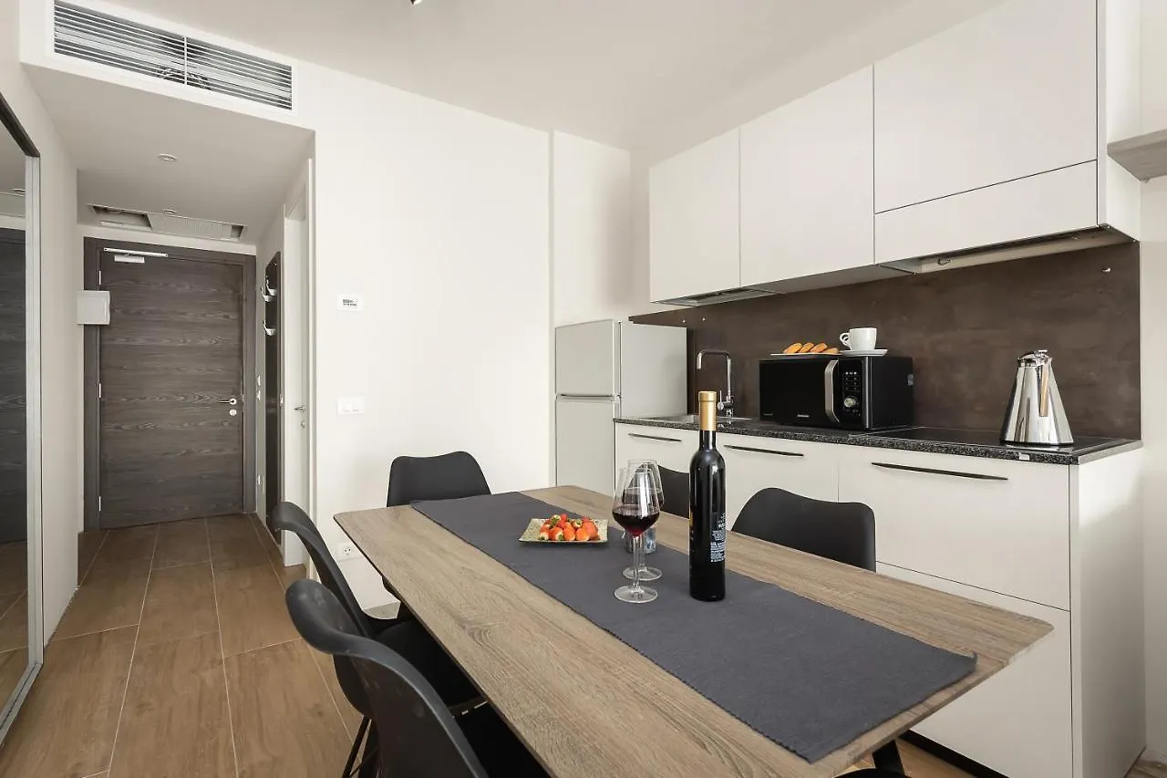 Residence Del Mar Emotion Лижнян Апарт-отель