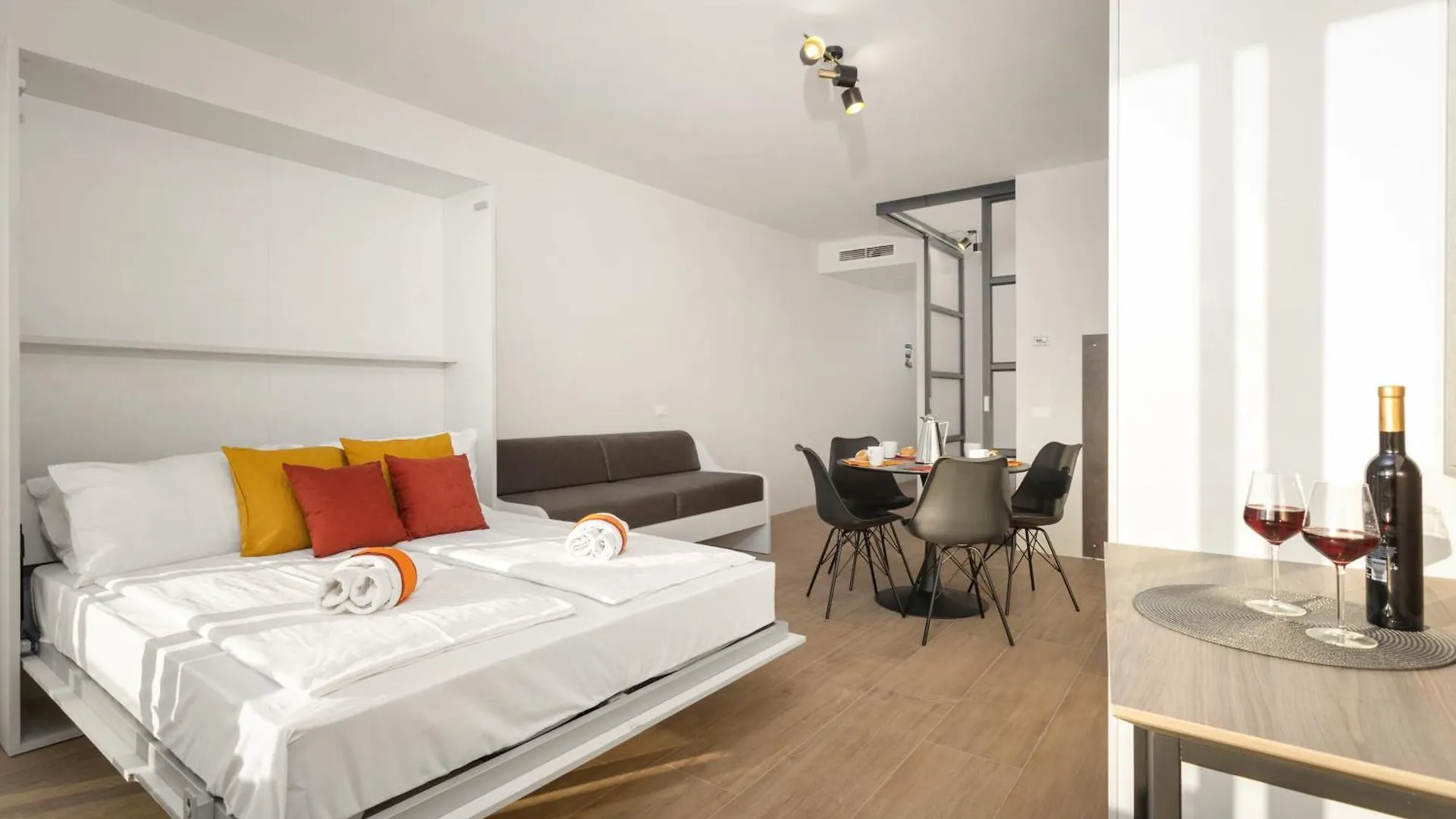 Апарт-отель Residence Del Mar Emotion Лижнян